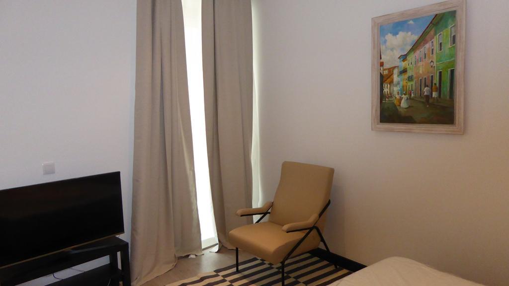 Dobairro Suites At Bairro Alto Lisbon Luaran gambar
