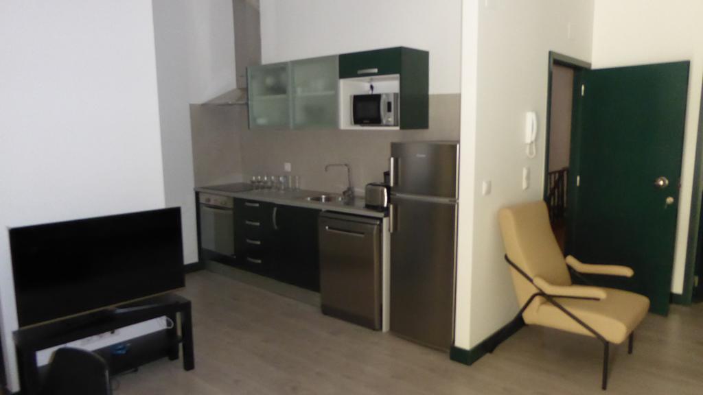Dobairro Suites At Bairro Alto Lisbon Luaran gambar