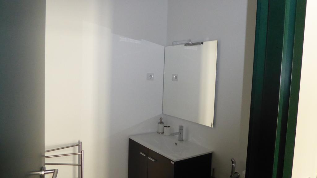 Dobairro Suites At Bairro Alto Lisbon Luaran gambar