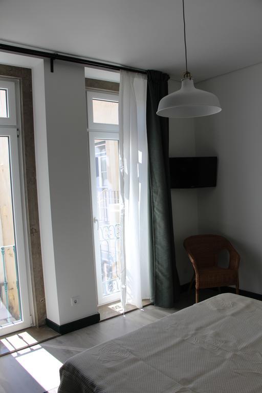Dobairro Suites At Bairro Alto Lisbon Luaran gambar