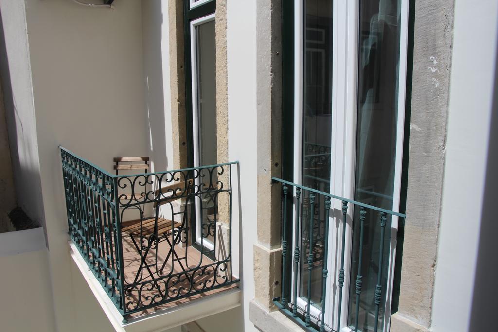 Dobairro Suites At Bairro Alto Lisbon Luaran gambar