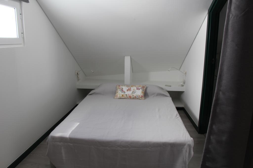 Dobairro Suites At Bairro Alto Lisbon Luaran gambar