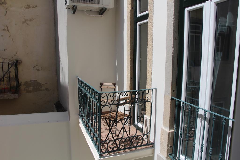 Dobairro Suites At Bairro Alto Lisbon Luaran gambar